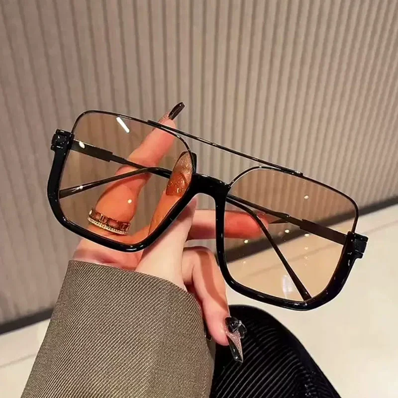 แว่นกันแดดทรงโอเวอร์ไซส์สไตล์ว - Vintage Fashion Enthusiasts บทวิจารณ์และราคา